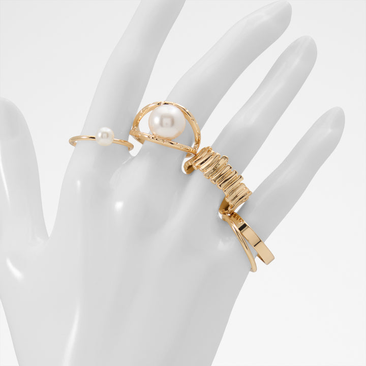 Anéis em dourado - ADWELI