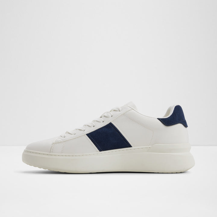 Sapatilhas em branco - ADYN