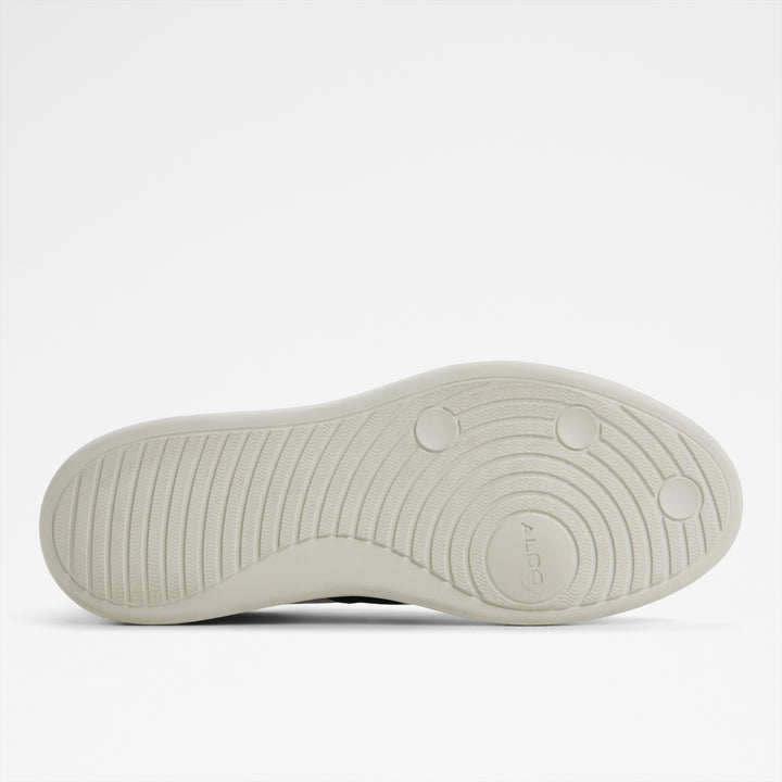 Sapatilhas em branco - ADYN