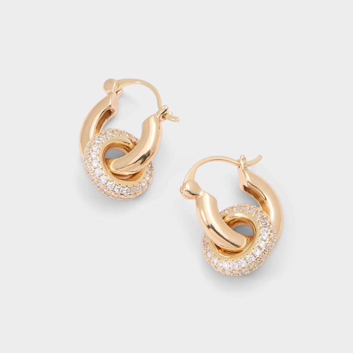 Brincos curtos em dourado - AHNNABELLE