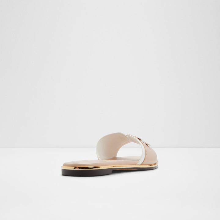 Sandálias rasas em bege - ALAMASSI