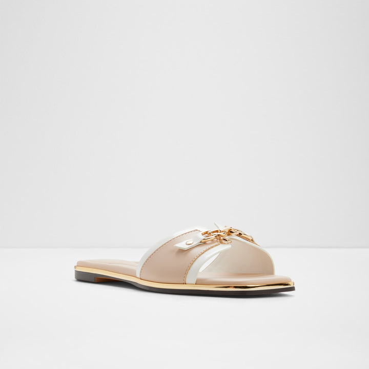 Sandálias rasas em bege - ALAMASSI