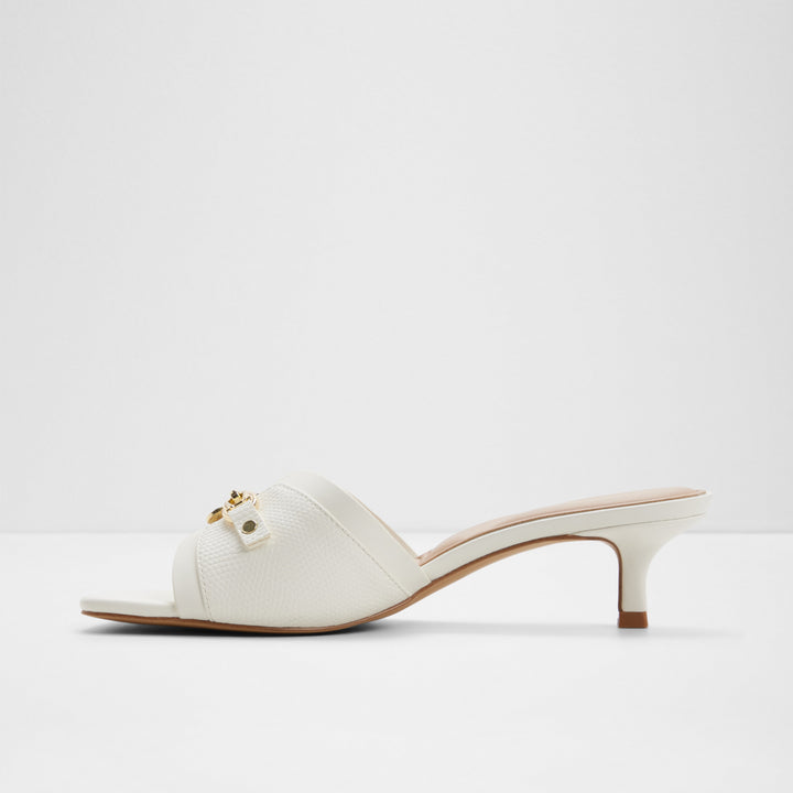 Mules em branco, salto fino - ANNAMASSI