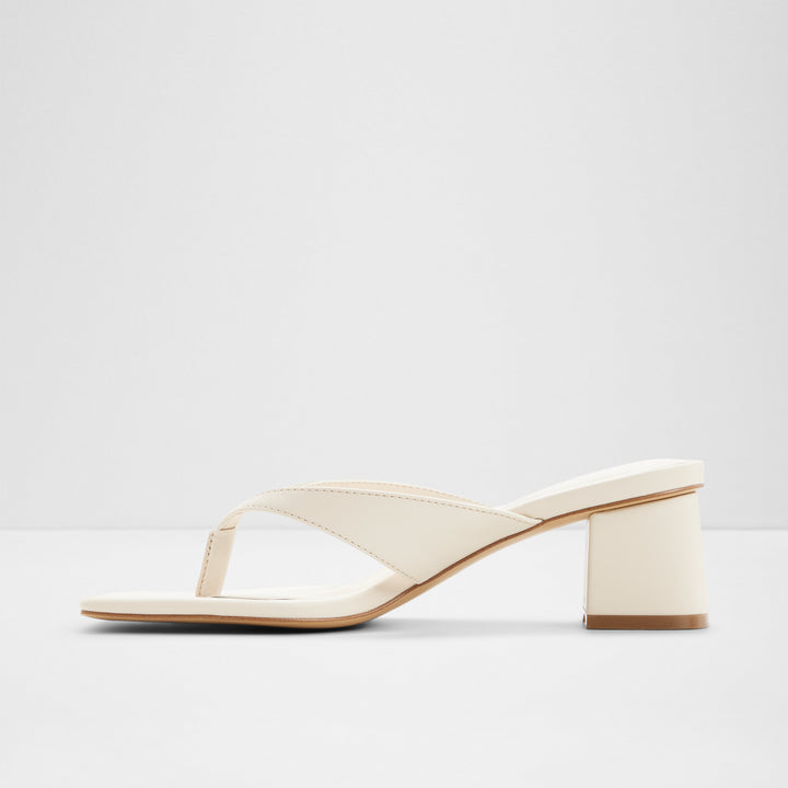Mules em branco, salto em bloco - ANTONINA