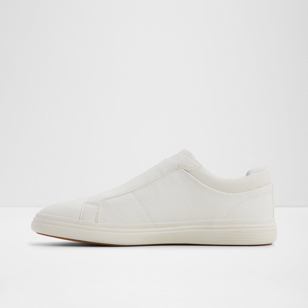 Sapatilhas em branco - AROS