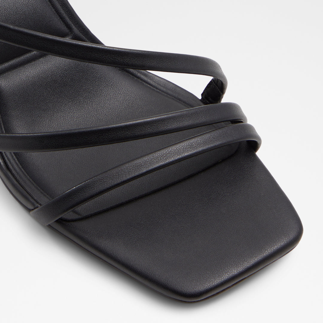 Sandálias em preto, salto em bloco - ATLANTICUS