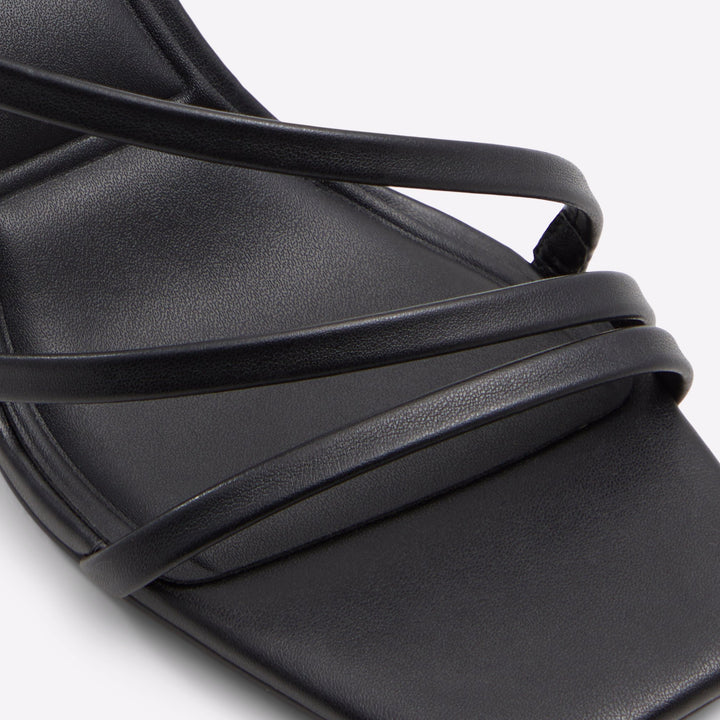 Sandálias em preto, salto em bloco - ATLANTICUS