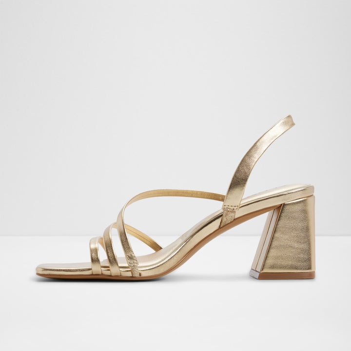 Sandálias em dourado, salto em bloco - ATLANTICUS