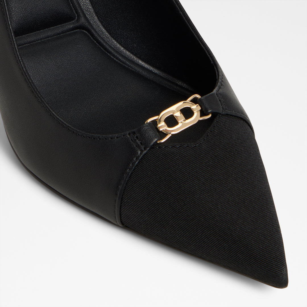 Sapatos em preto, salto fino - AUGUSTAS