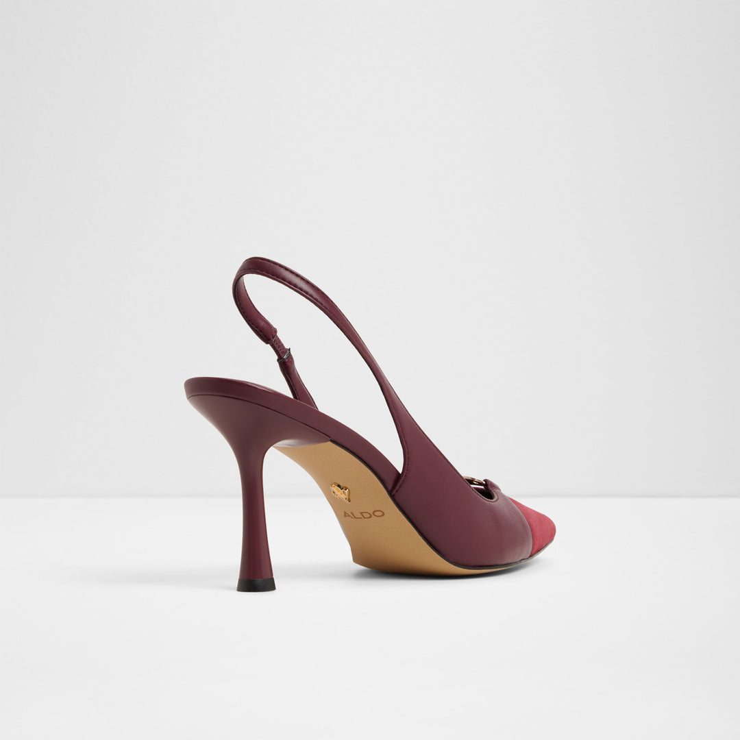 Sapatos em bordô, salto fino - AUGUSTAS