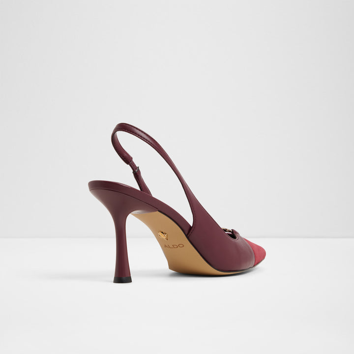 Sapatos em bordô, salto fino - AUGUSTAS