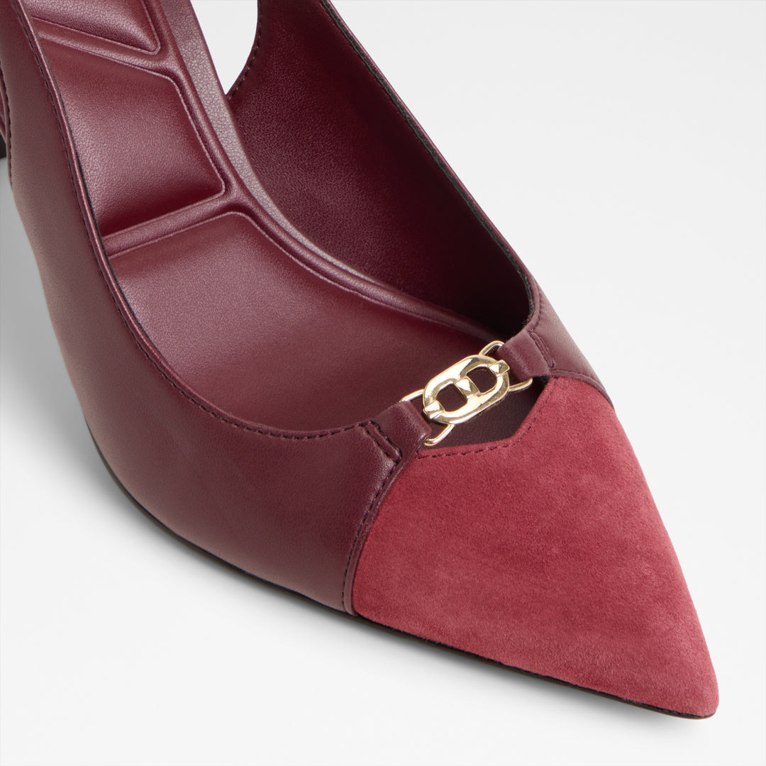 Sapatos em bordô, salto fino - AUGUSTAS