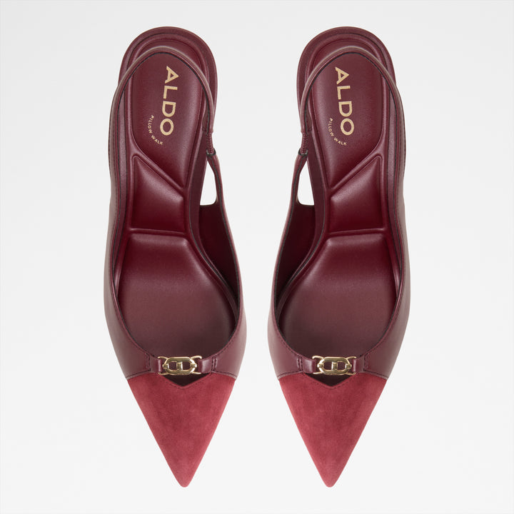 Sapatos em bordô, salto fino - AUGUSTAS