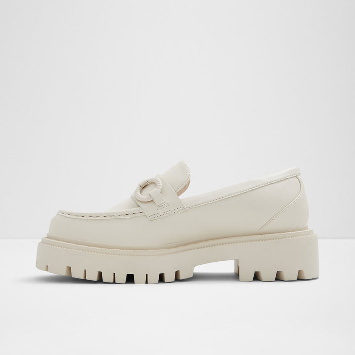 Mocassins rasos em branco cru - BABERIEL