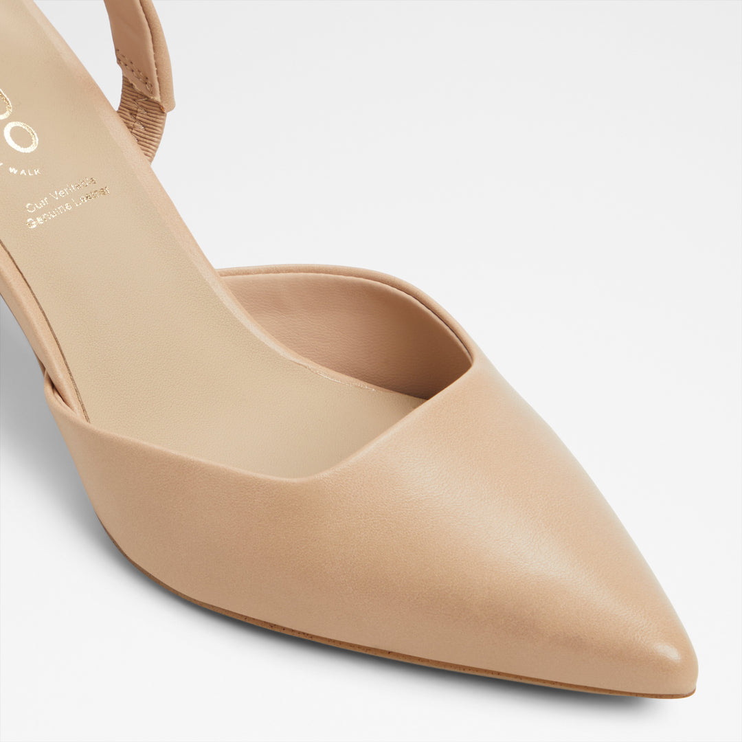 Sapatos em bege, salto em funil - BASANTI