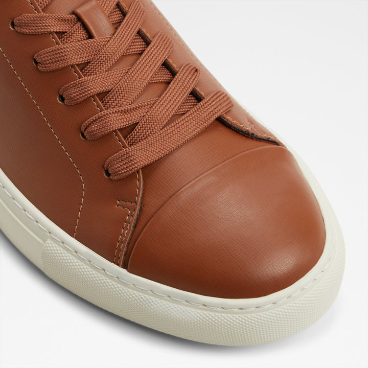 Sapatilhas em cognac - BELFORD