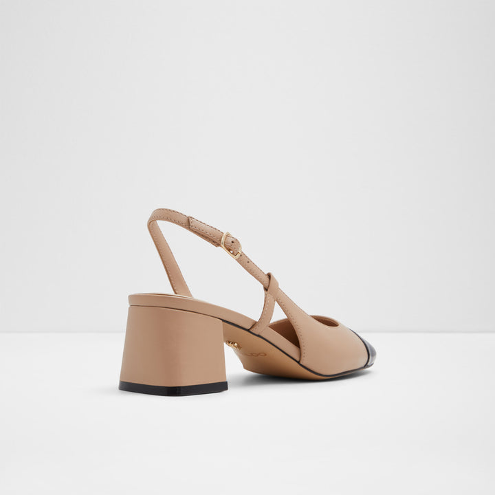 Sapatos em pele bege, salto em bloco - BIALLE