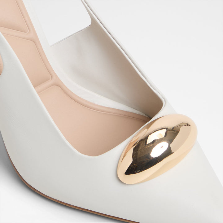Sapatos em pele branco, salto fino - CAMBERLEY