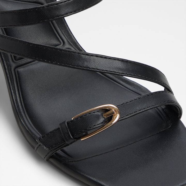 Sandálias em preto, salto fino - CITYVERSE