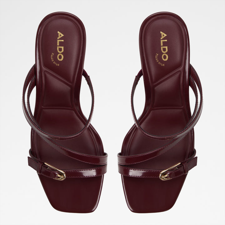 Sandálias em bordô, salto fino - CITYVERSE