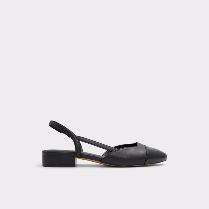 Sapatos rasos em preto - CLEMENTINNE
