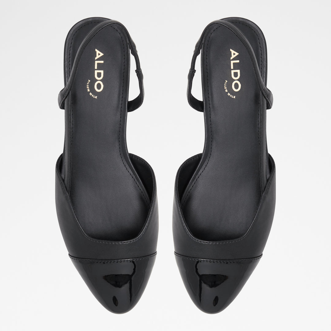 Sapatos rasos em preto - CLEMENTINNE