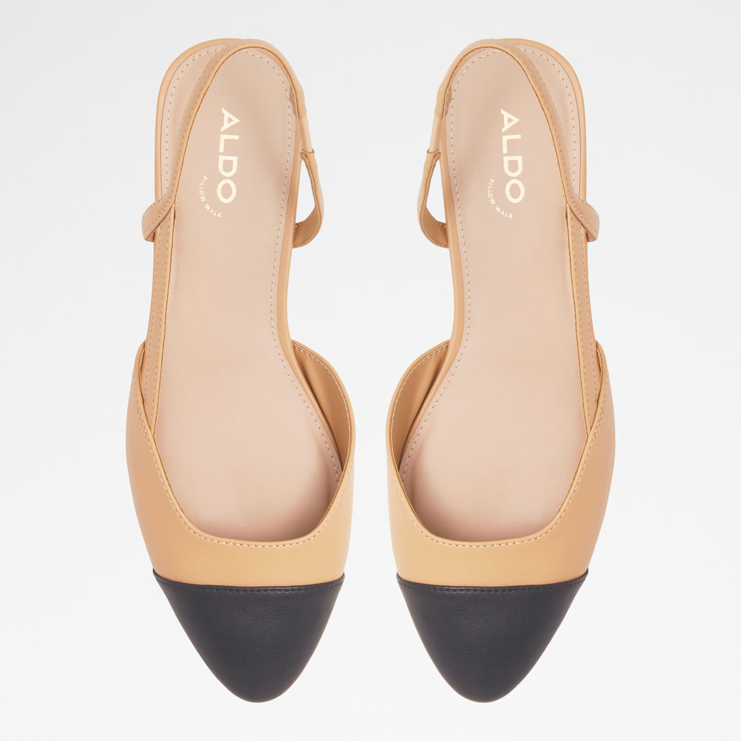 Sapatos rasos em bege - CLEMENTINNE