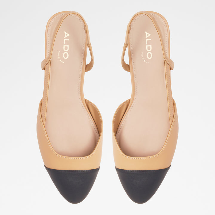 Sapatos rasos em bege - CLEMENTINNE