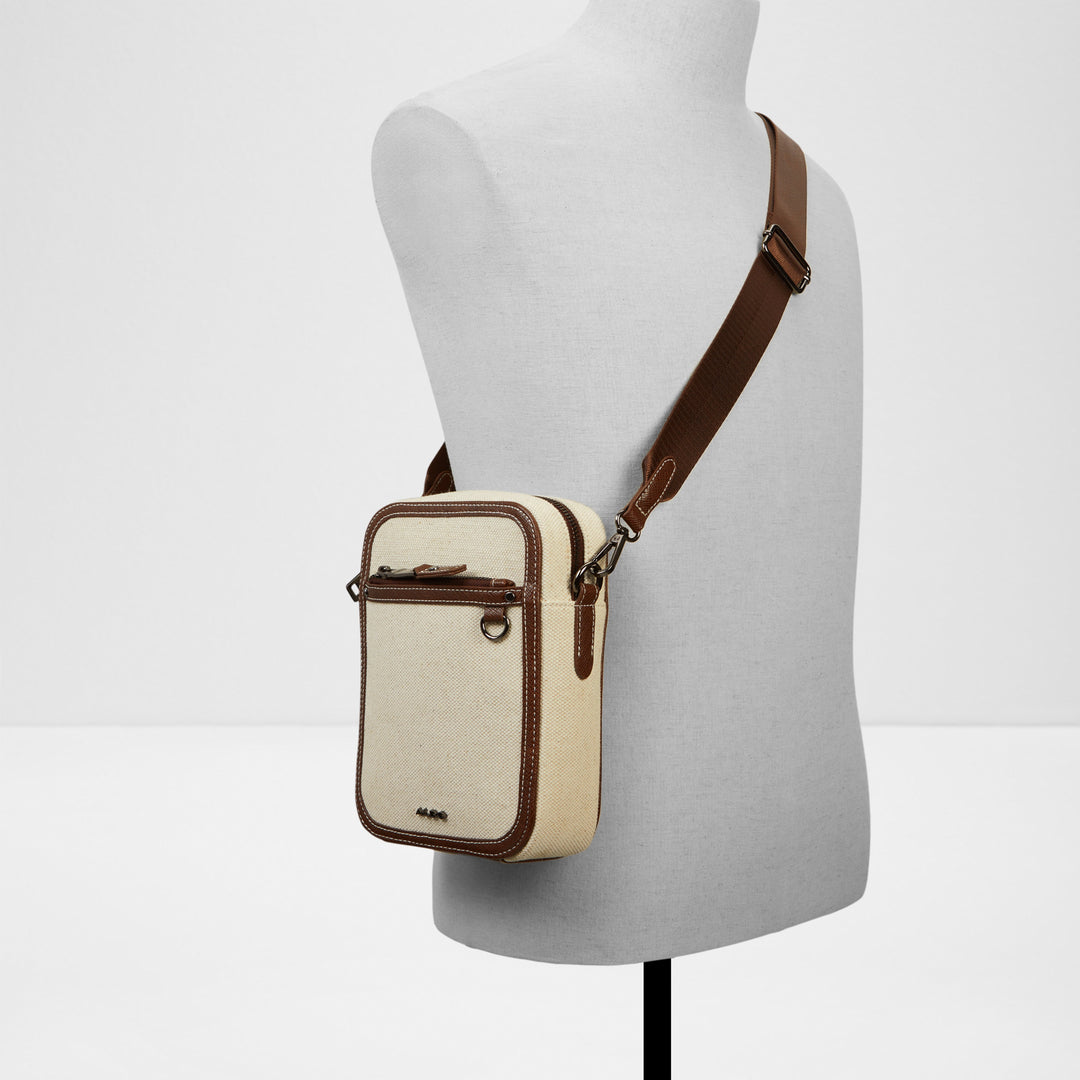 Mala de tiracolo em bege - CLUBLIFE