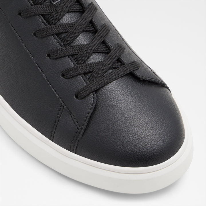 Sapatilhas em preto - COOLSPEC