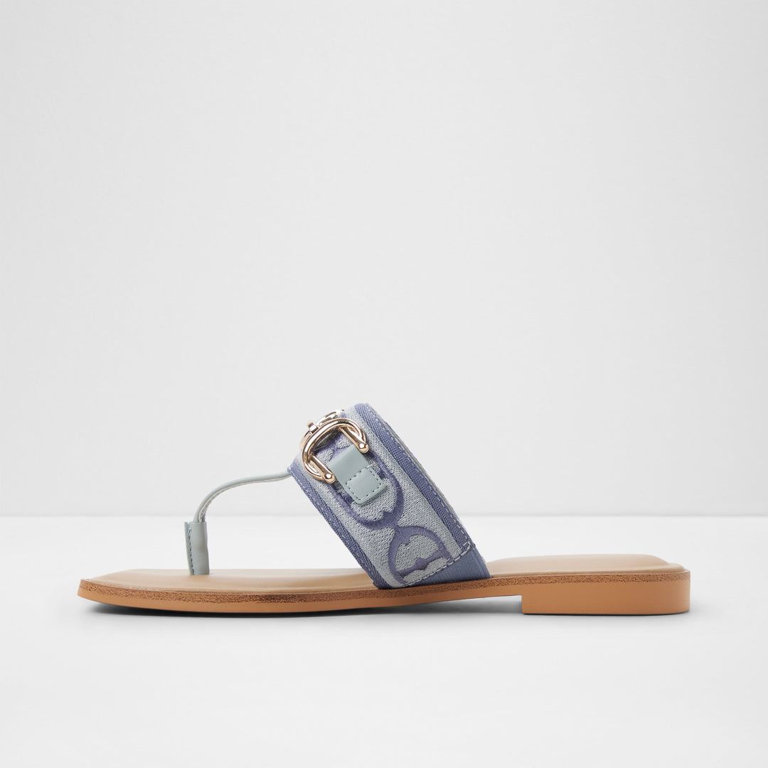 Sandálias rasas em azul - CORALYNNA