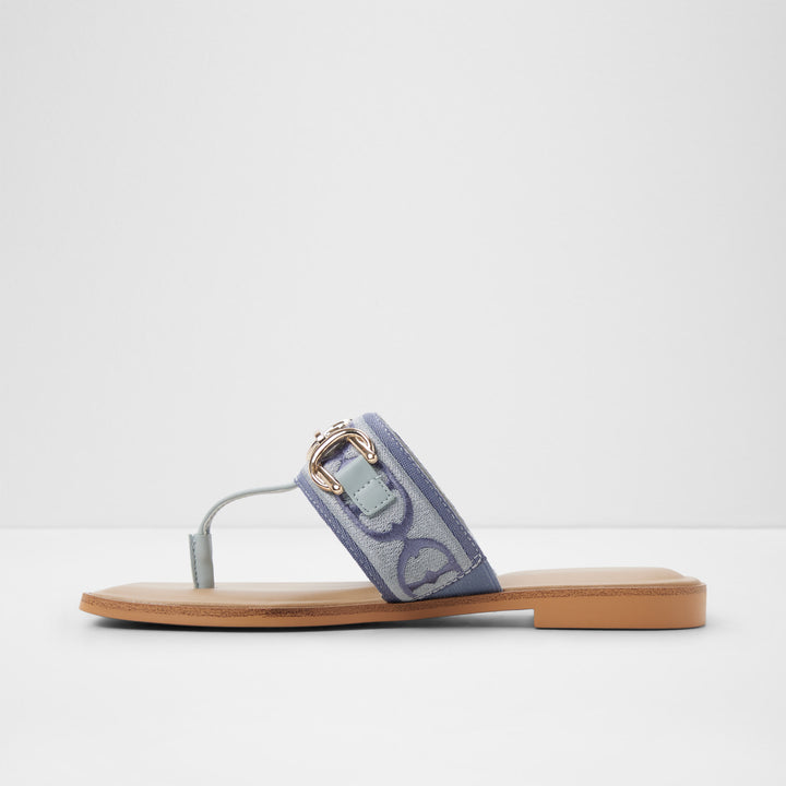 Sandálias rasas em azul - CORALYNNA