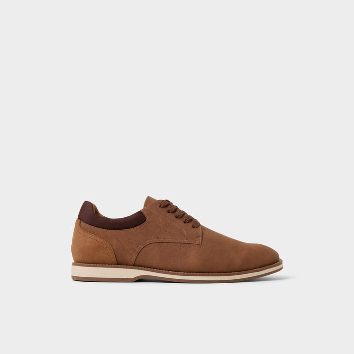Sapatos casuais em cognac - CORBY