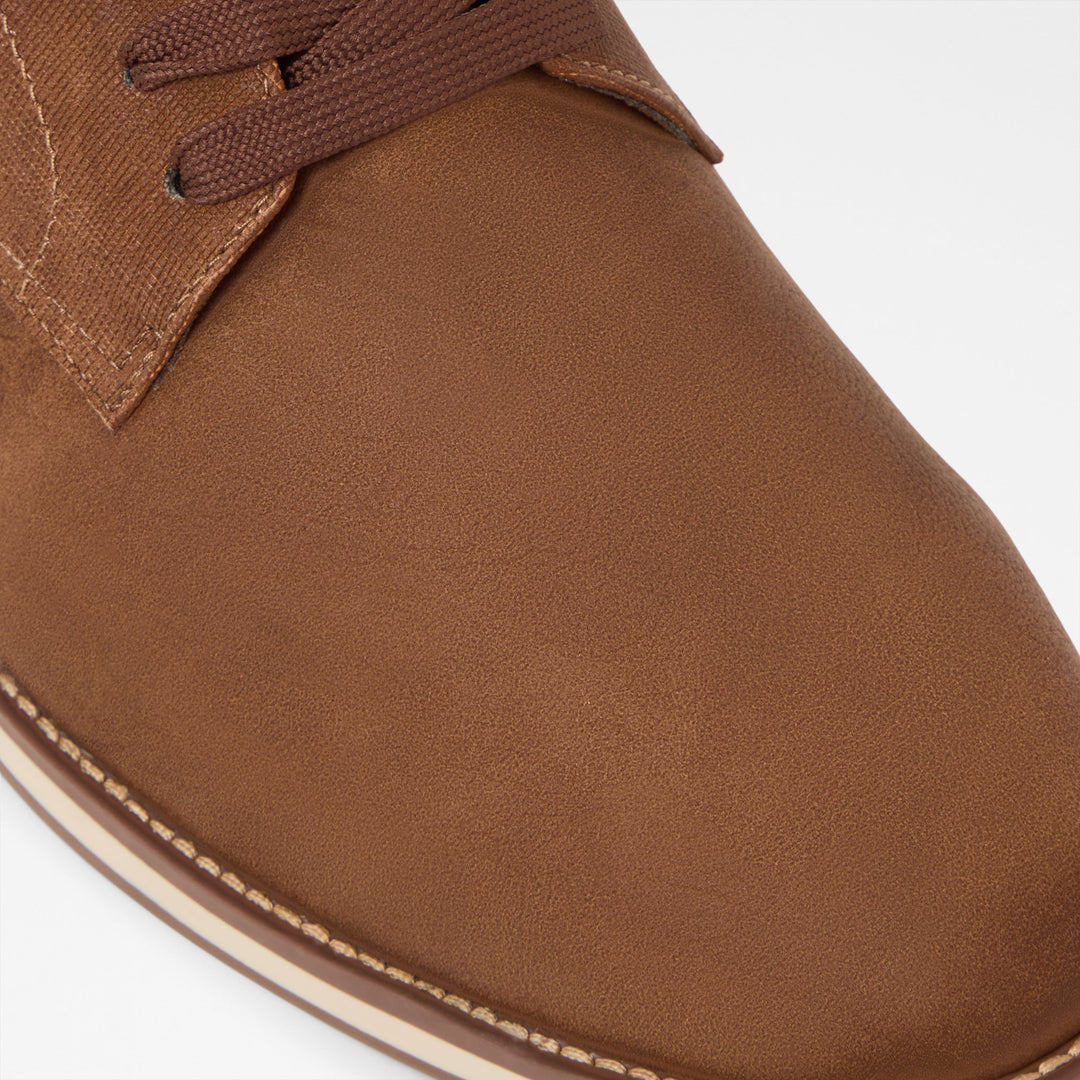 Sapatos casuais em cognac - CORBY
