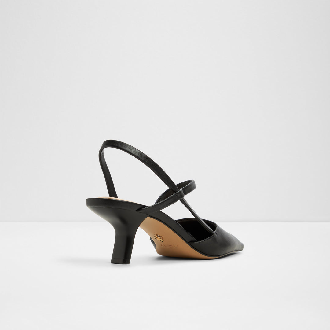 Sapatos em pele preto, salto em funil - CORDELA