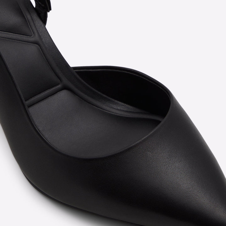 Sapatos em pele preto, salto em bloco - CRULLINA