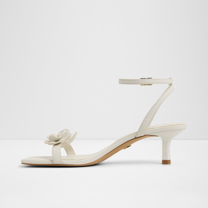 Sandálias em pele branco, salto em funil - DAISYROSE