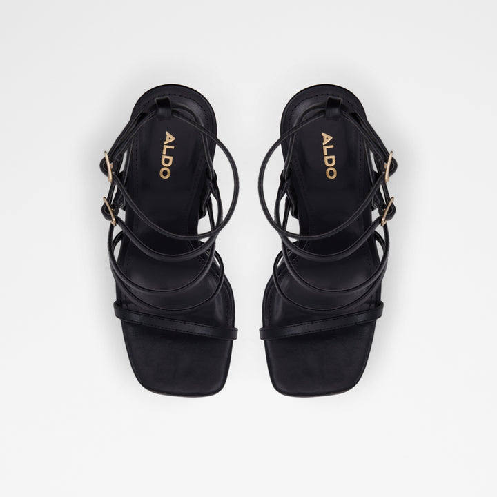 Sandálias em preto, salto em bloco com plataforma - DARLING