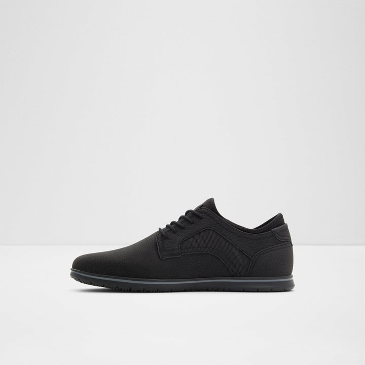 Sapatos casuais em preto - DRYMOS