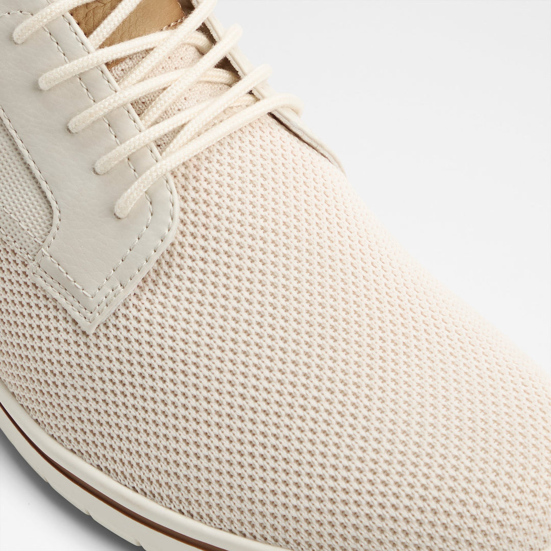 Sapatos casuais em bege - DRYMOS