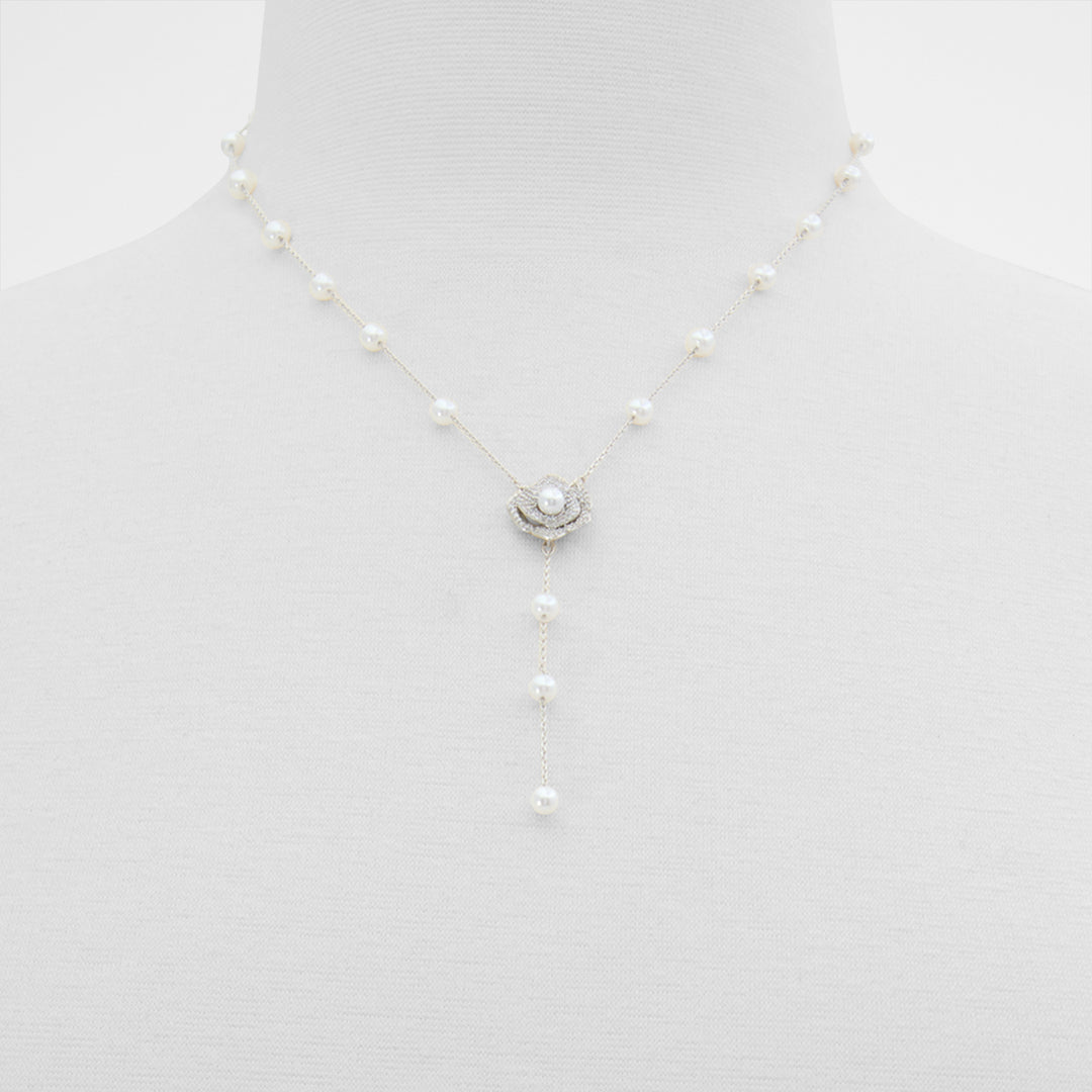 Colar em prateado - EDITHH