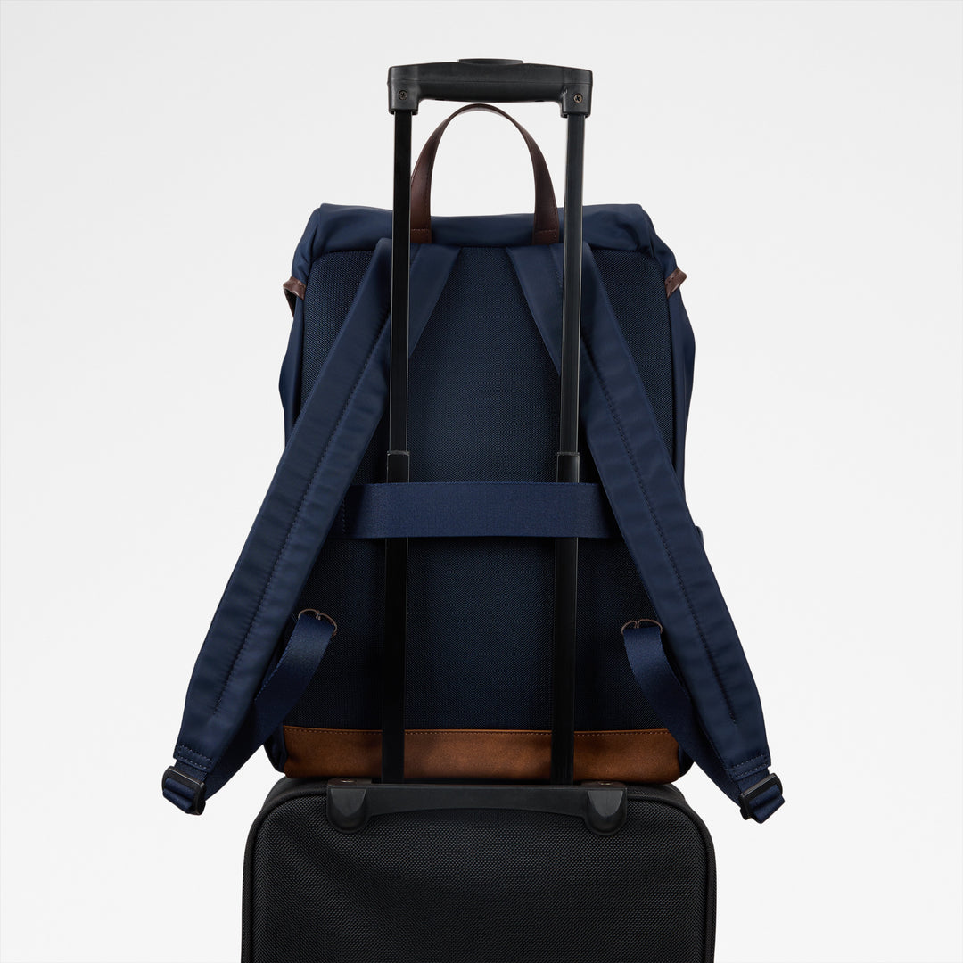 Mochila em azul marinho - EDOEDIEN