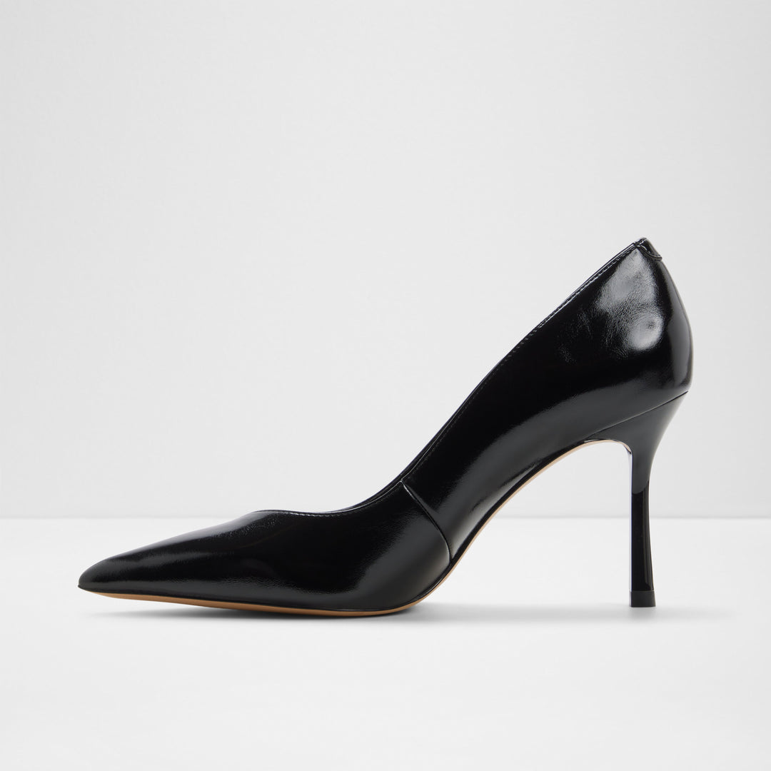 Sapatos em preto, salto fino - ELLENA