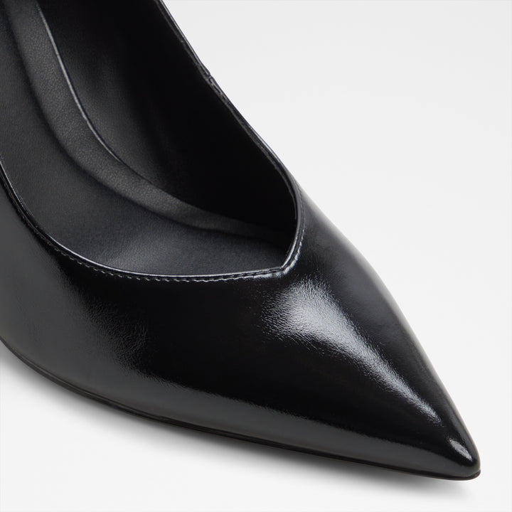 Sapatos em preto, salto fino - ELLENA