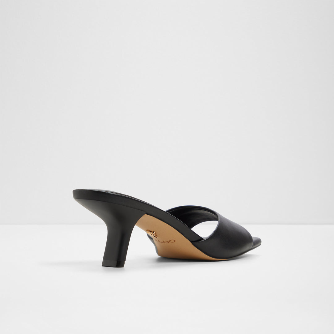 Mules em preto, salto em funil - ENCHANTING