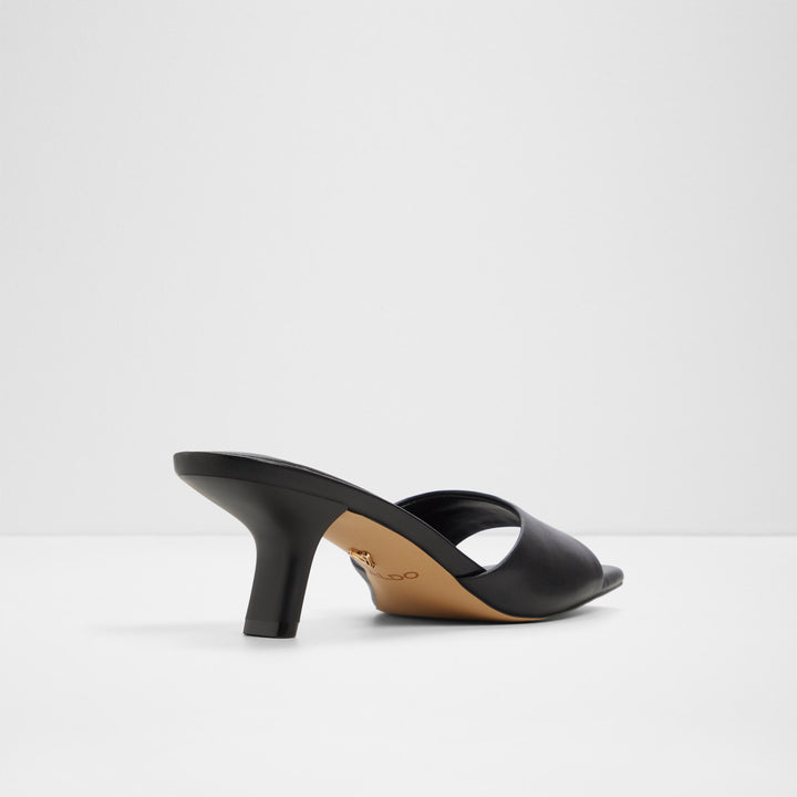 Mules em preto, salto em funil - ENCHANTING