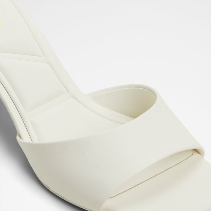 Mules em branco, salto em funil - ENCHANTING