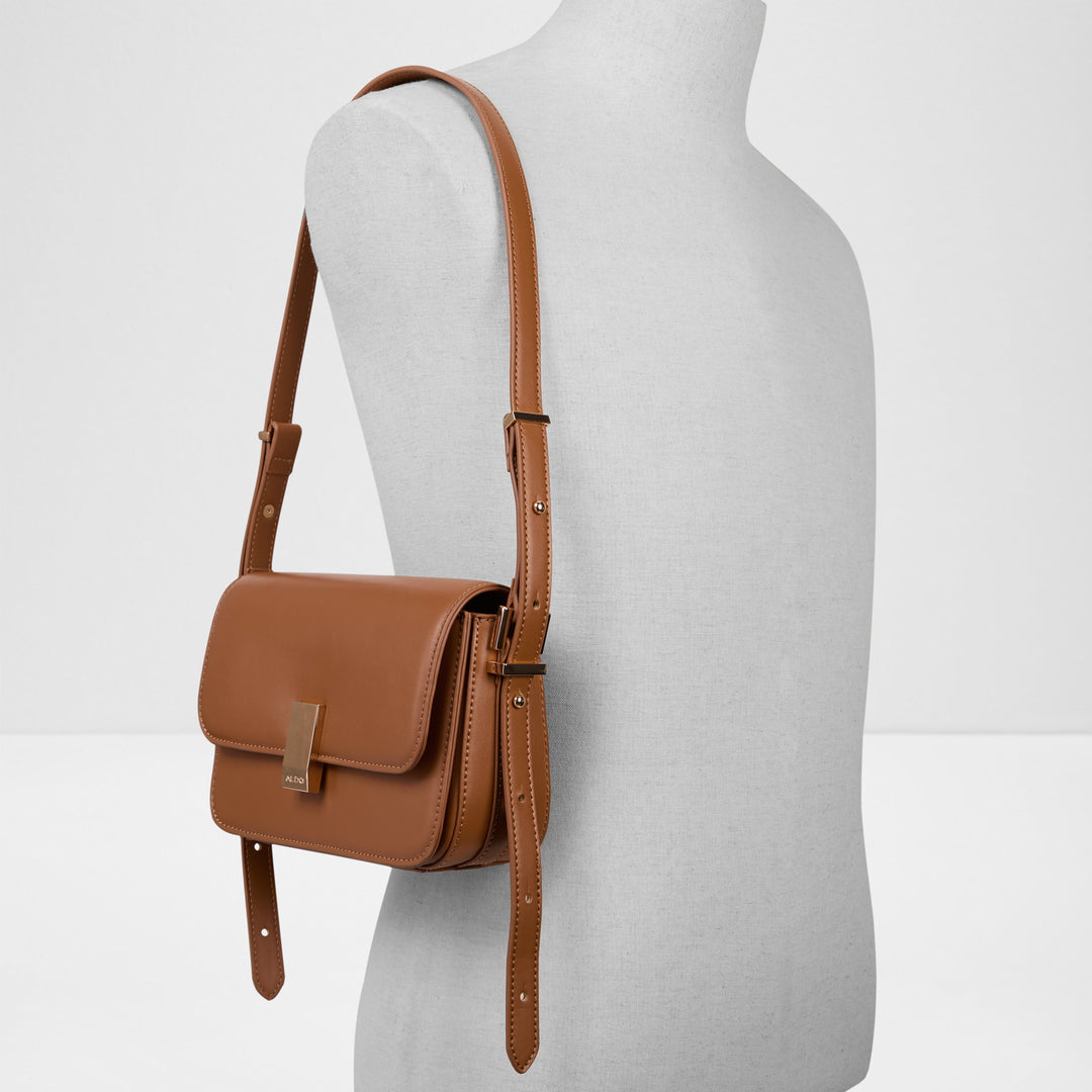 Mala de ombro em cognac - ETEINI