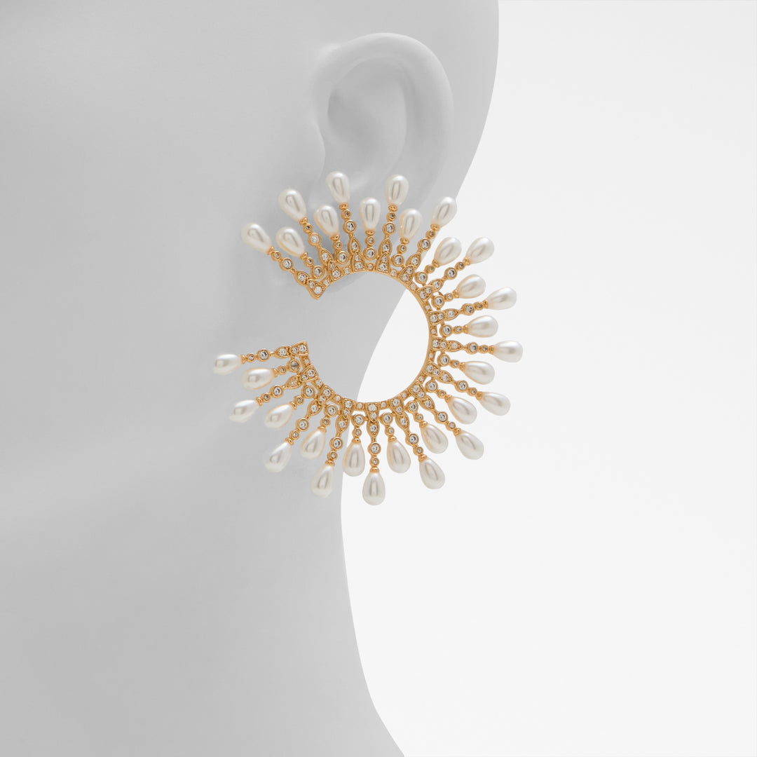 Brincos longos em dourado - EVELUNE