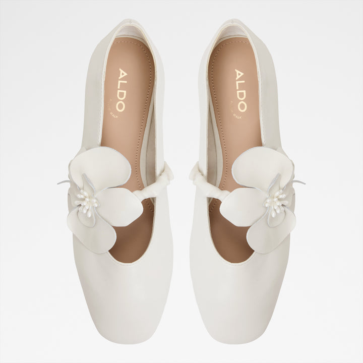 Sapatos rasos em pele branco - FLORALINA